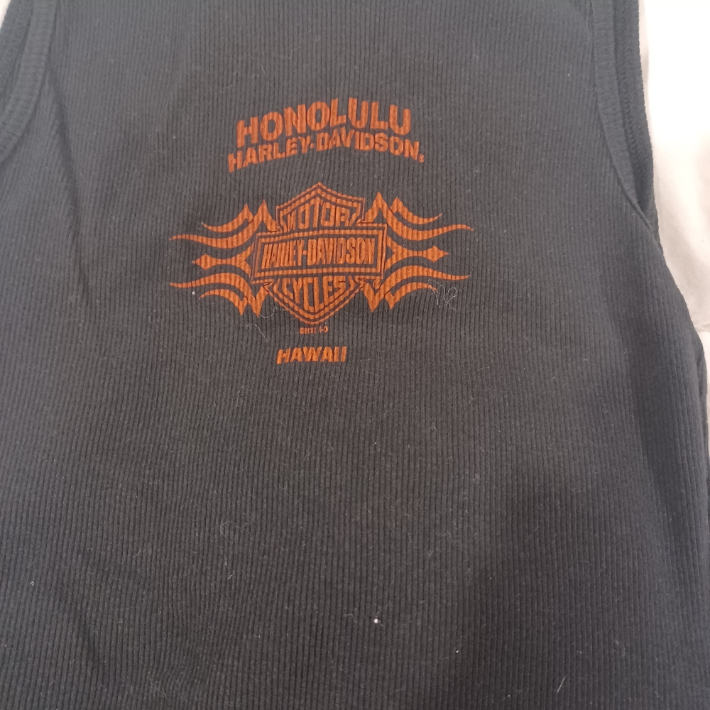 Harley-Davidson Black and Gold Tank Top Skull Design - Picture 2 of 2